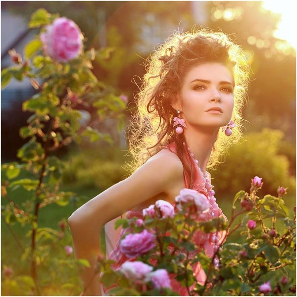 Девушка в Васильковом поле