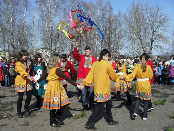 Закликание весны