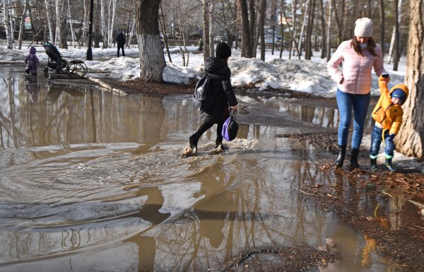 Весна на улице