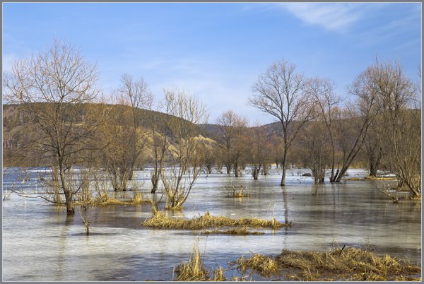 Весна разлив