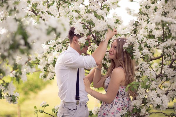 Влюбленные весной