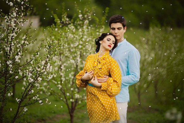 Весенняя любовь