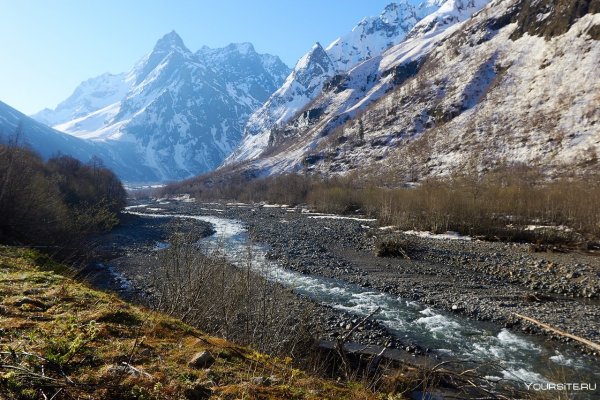Северный Кавказ горы Домбая