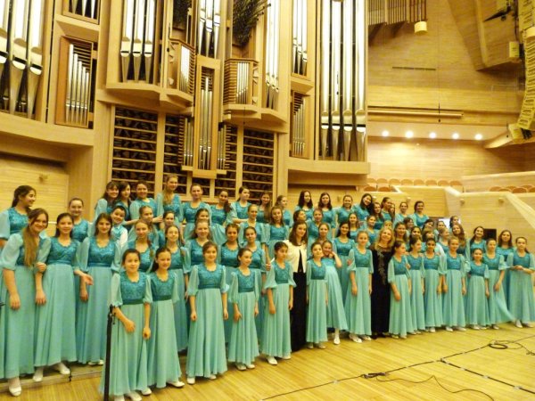 Хоровая школа Весна