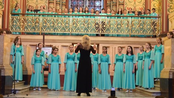Хоровая школа Весна имени Пономарева