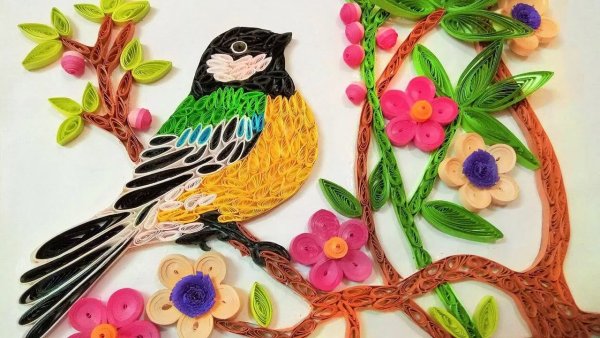 Квиллинг птицы на ветке