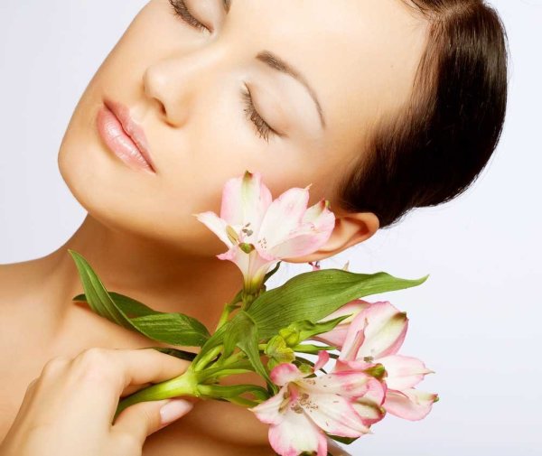 Натуральная косметика девушка