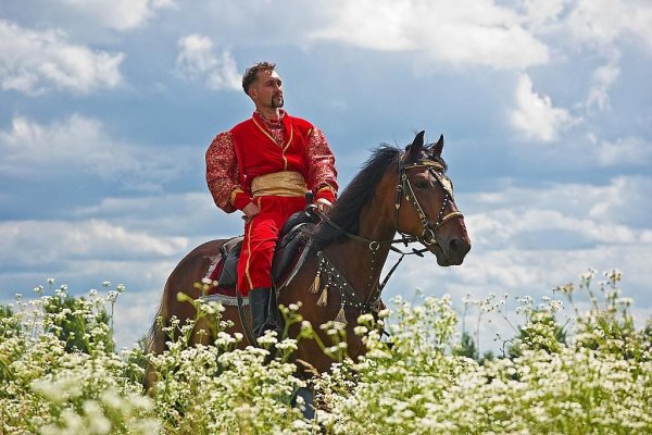 Григорий Гукасов художник