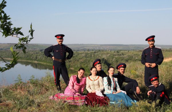 Донские казак и казачка картина