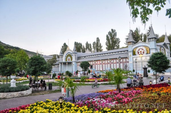 Парк цветник Пятигорск