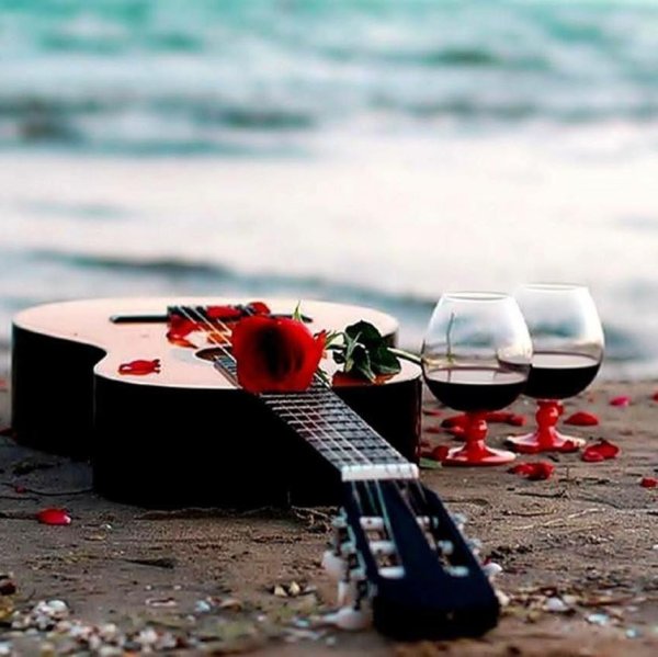 Гитара с цветами