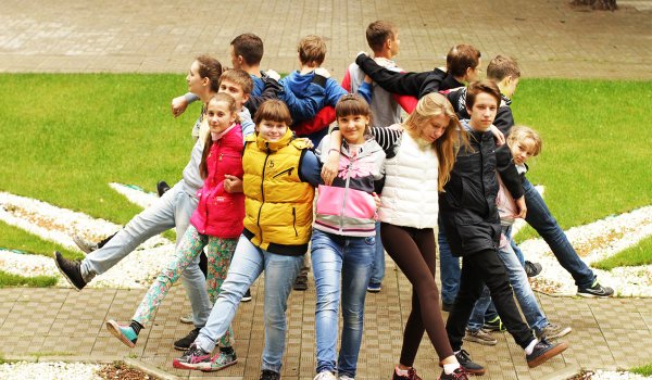 Детский осенний лагерь для подростков