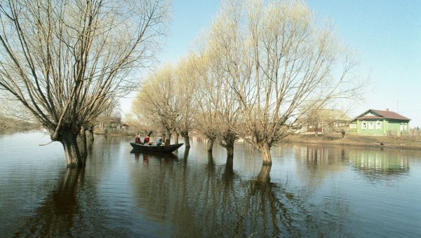 Половодье, разлив реки