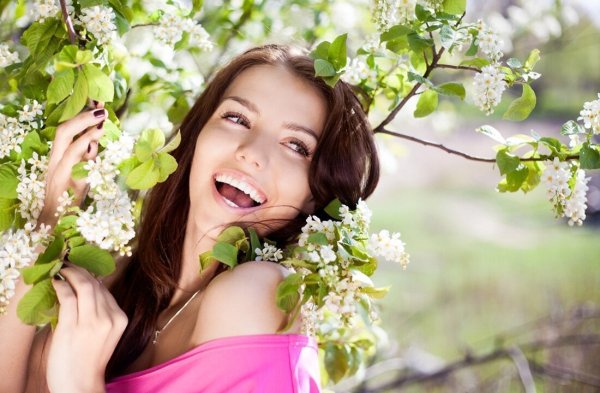 Девушка Весна