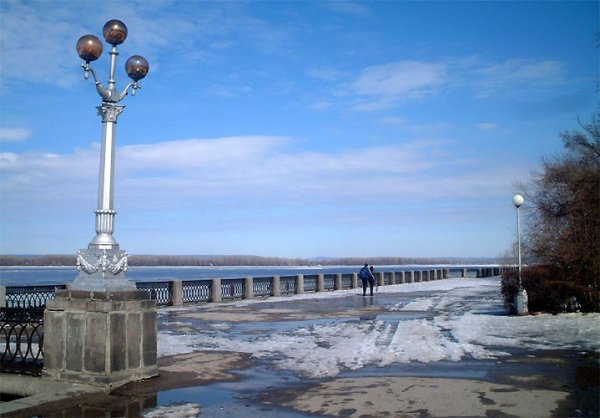 Волга весной Самара