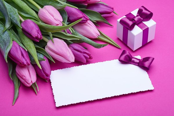 Подарок на день рождения женщине