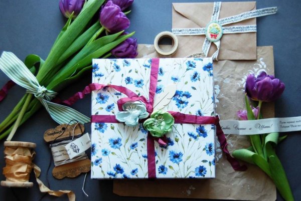 Подарок на 8 марта