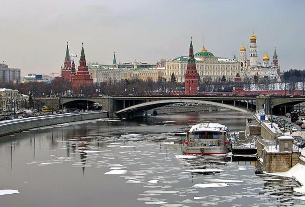 Москва ранней весной