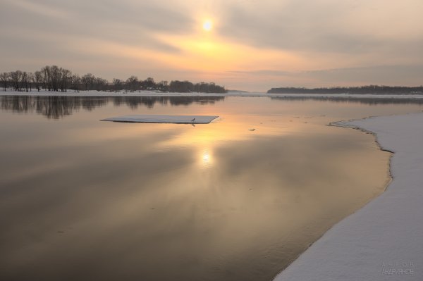 Весна на Волге фото
