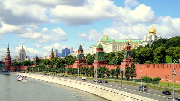 Александровский сад Москва Весна