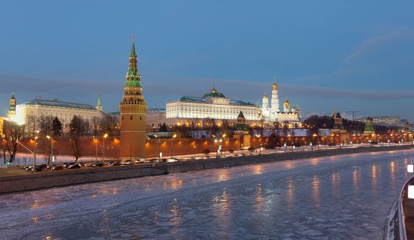 Москва красная площадь Весна
