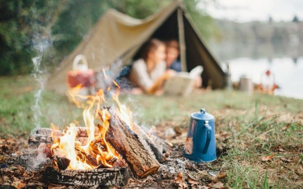 Весна туризм