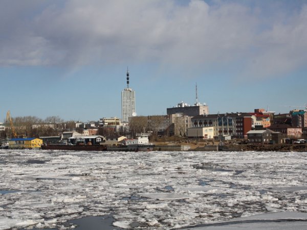 Ледоход в Архангельске