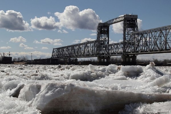 Ледоход в Архангельске 2022