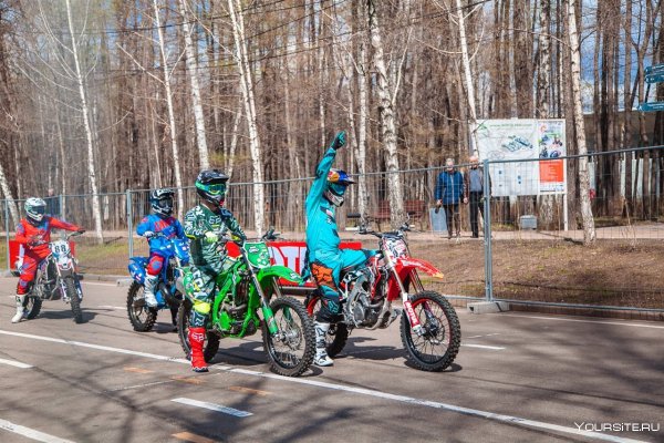 Весна байкеры