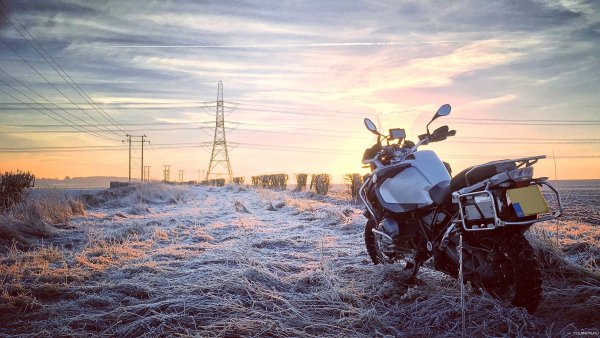 Мотоцикл на природе