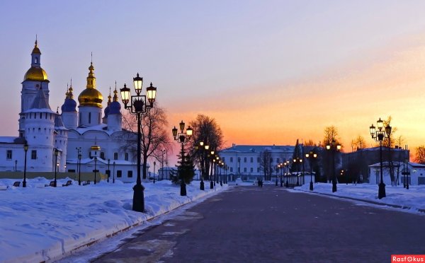 Ночной Тобольский Кремль зимой