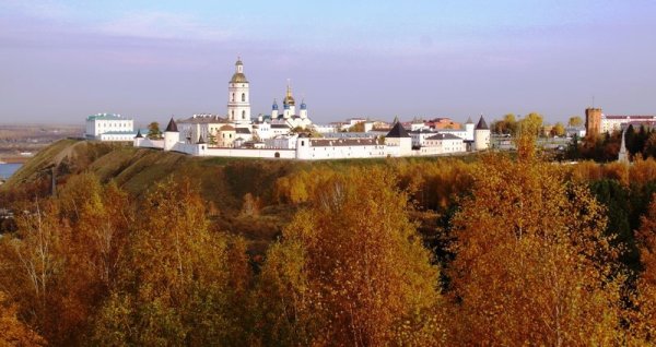 Тобольский Кремль осенью