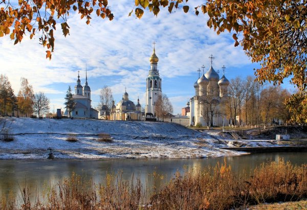 Храм Покрова на Нерли природа