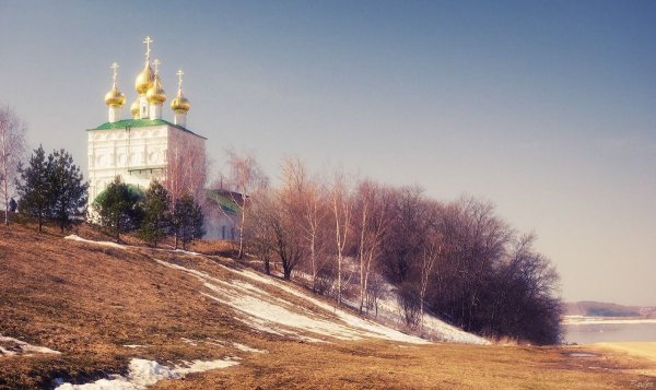 Сирень Церковь Россия
