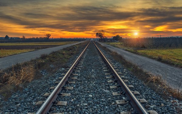 Красивые железнодорожные пути