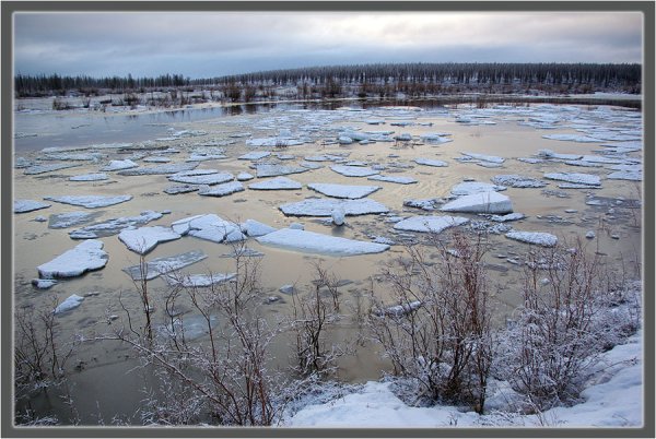 Ледоход весной