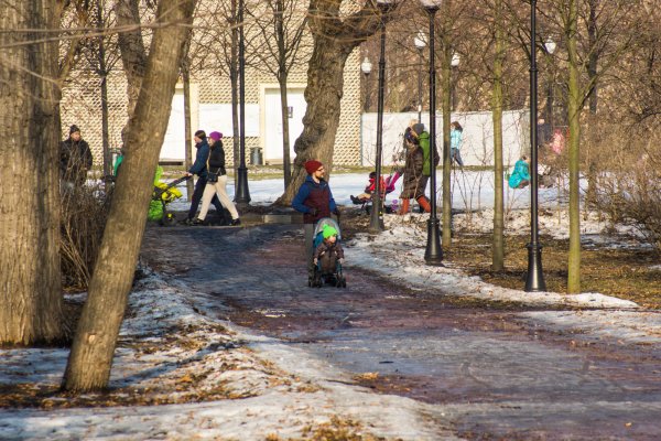 Иллюстрации дети гуляют на улице