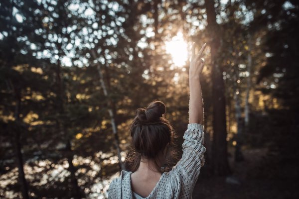 Женщина со спины