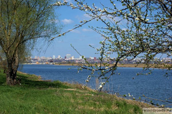 Вид на Ростов на Дону с левого берега