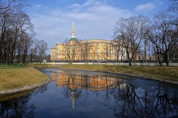 Санкт-Петербург март