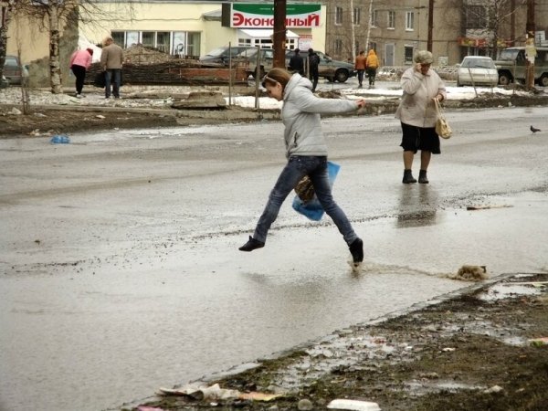 Березники весной