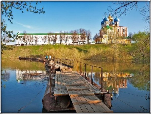 Рязанский Кремль разлив Оки