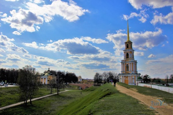 Остров у Кремля Рязань
