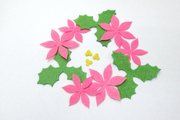 Аппликации цветов из фетра