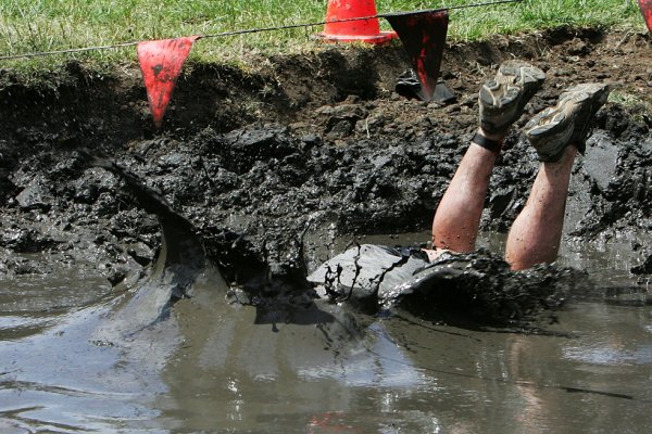 Прыжок через лужу
