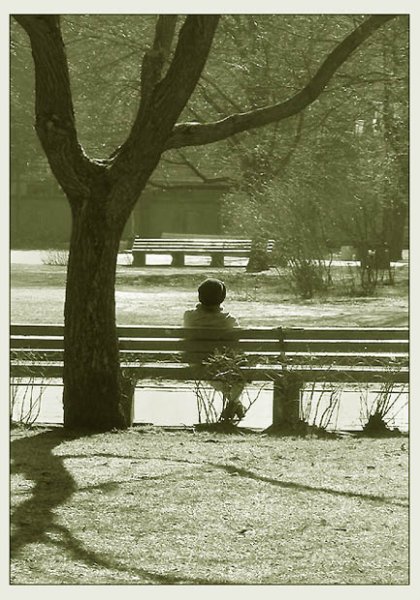 Грустная девушка