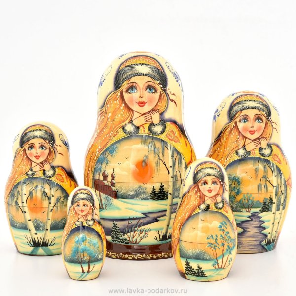 Матрешка с букетом