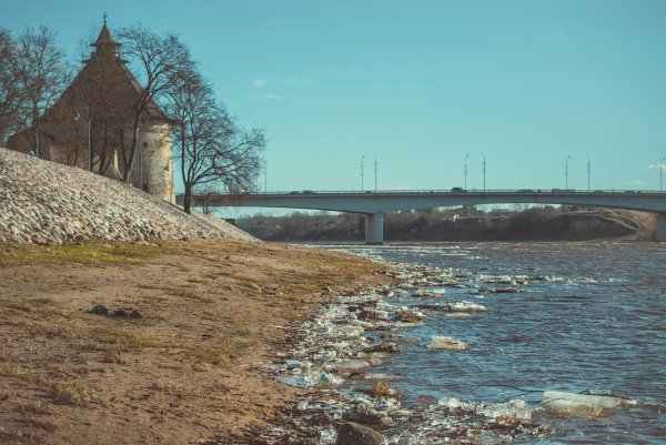 Фото весеннего Пскова