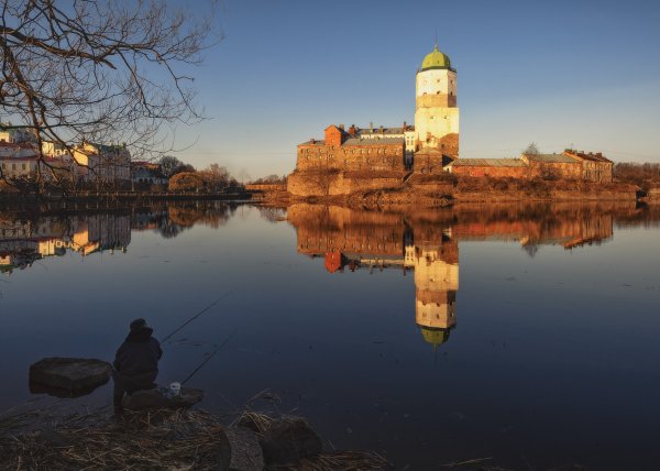 Выборгский замок Выборг осенью