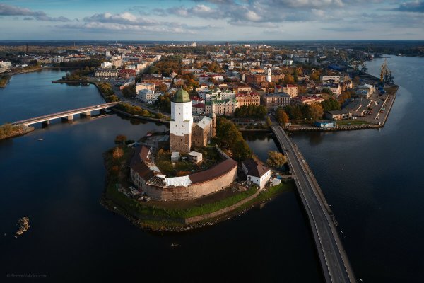 Выборгский замок крепостной двор